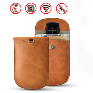 Estuche Protector de Señal RFID para Automóvil, <span class=keywords><strong>Bloqueador</strong></span> Anti-Hackeo, Bolsa Anti-Robo, Bolsa Faraday para Llaves, Protector de Jaula Faraday con Clip - Product Image 5