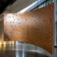 Panneau de façade en aluminium perforé courbé 2-4 mm, grande taille personnalisée, revêtement en poudre PVDF anodisé, fabrication directe CE