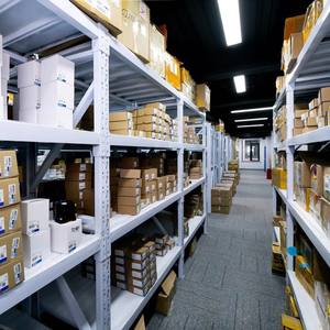 Controlador PLC de servomotor de vendedor de oro, nuevo controlador de programación PLC de stock de almacén Original, nuevo - Product Image 5