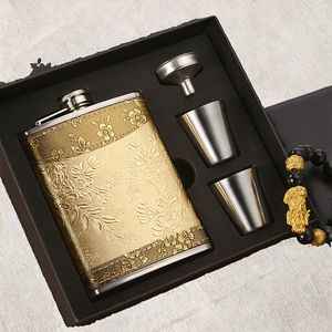 Ensemble de gourde russe en acier inoxydable portable de 7 oz/8 oz, forme carrée, bouteille à vin, pot à liqueur, vaisselle pour les voyages, cadeaux pour hommes - Product Image 1
