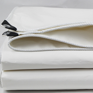 वाटरप्रूफ लौ रेटेलेंट pvc लेटेड टार्पॉलिन बुना हुआ सादा एंटीयू-यू ब्लैक आउट हेवीवेट टेंट - Product Image 1