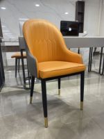 Chaises de salle à manger modernes en cuir PU avec cadre en métal, chaises de cuisine rembourrées avec pieds en métal pour la maison, le salon, l'hôtel