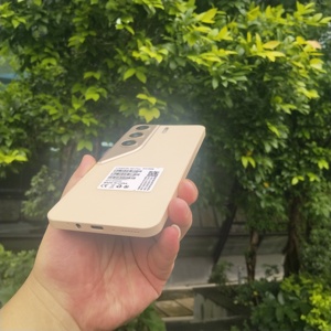 Camon 40 Pro : Téléphone Appareil Photo Antichoc, Meilleure Vente, Idéal pour les Besoins Photographiques Quotidiens, Images Claires - Product Image 5