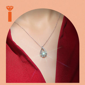 Collar con Colgante de Lágrima Flotante, Plata 925, Moissanita Flotante de 1ct D VVS1, Engaste para Regalo de Compromiso, Collar con Moissanita Redonda - Product Image 5