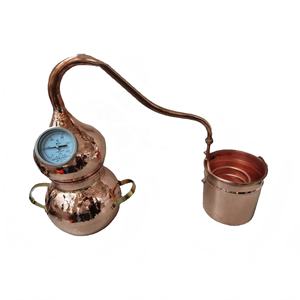 صبغ 10 لتر استخراج هيدرولات البابونج القرفة اللافندر النحاس الصغيرة لا تزال عشب أساسي - Product Image 1