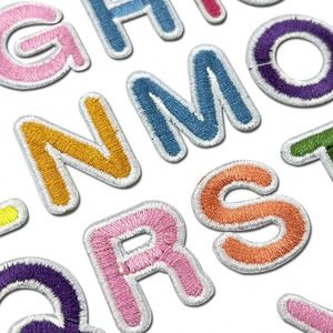 Patch brodé mini lettre coloré de haute qualité, 2,5 cm, thermocollant, motif mignon - Product Image 4