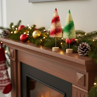 Mini sapin de Noël SANWEI, mini sapin de Noël avec neige, mini sapin de Noël avec support en bois