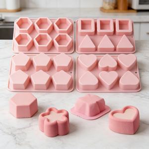 Moule à gâteau en silicone personnalisé en gros, 6 cavités (cœur, étoile, carré, fleur), non toxique, résistant à la chaleur, avec sac OPP - Product Image 2