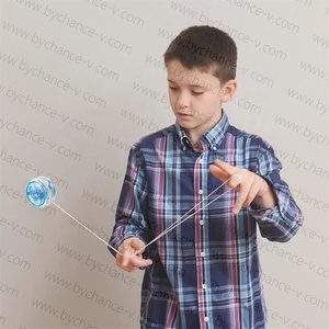Vente en gros de jouets classiques pour enfants promotionnels boule <span class=keywords><strong>Yoyo</strong></span> clignotante à LED <span class=keywords><strong>Poussette</strong></span> <span class=keywords><strong>Yoyo</strong></span> logos personnalisés - Product Image 2