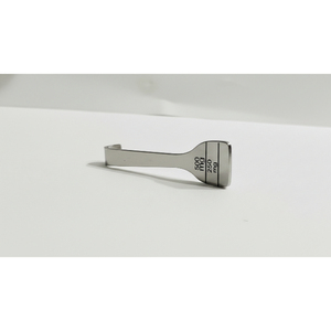 Cuillère à shilajit Prestige Heritage, conçue pour un rituel d'entretien élégant et raffiné. - Product Image 2