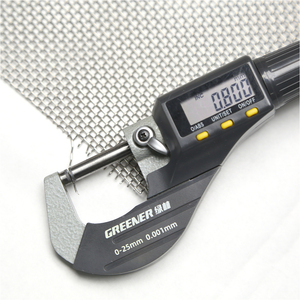 Maille en acier inoxydable tissée de haute qualité 304, 8 mailles, 0,8 mm, pour filtration, avec protection contre la corrosion, services de pliage et de découpe - Product Image 1