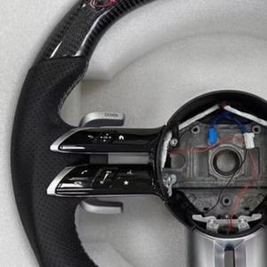 Para Mercedes Benz W205 W213 <span class=keywords><strong>2022</strong></span> Clase E GLA W166 W177 W176 W246 W221 W218 <span class=keywords><strong>Volante</strong></span> de fibra de carbono y cuero - Product Image 2