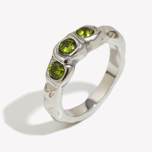 Anillos Apilables para Mujer, Diseño Vintage, Textura Arrugada, Zirconia Verde, Acero Inoxidable, Chapado en Oro, Mini, Estilo Cold Wind, Personalizados - Product Image 2