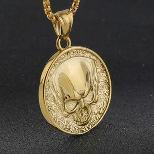 Collar con Colgante de Acero Inoxidable con Diseño de Calavera de Doble Cara, Estilo Hip Hop, para Hombre, Chapado en Oro - Product Image 3