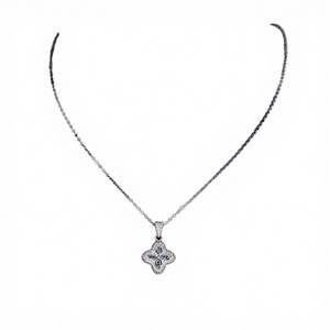 จี้ห้อยคอรูปโคลเวอร์ 15 มม. ดีไซน์สวยหรู ประดับเพชรโมอิสซาไนต์ เงินแท้ S925 รับรองโดยผู้เชี่ยวชาญ งานฮิปฮอป สไตล์ไอซ์ดี้ ลดราคาพิเศษ - Product Image 2