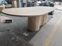 Table à manger en travertin poli YOYO STONE, design moderne minimaliste avec base ondulée distinctive, idéale pour villa et appartement – Offre spéciale