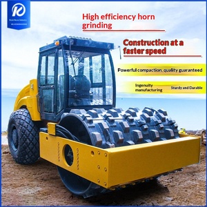 Fabricante de Molinos de Impacto de 22 Toneladas con Rodillos Grandes para Moler Ovejas y Reses - Product Image 1