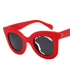 Occhiali da sole Vintage 5139 europei americani con grande cornice rossa alla moda personalizzato <span class=keywords><strong>occhio</strong></span> di gatto per bambini Unisex all'ingrosso - Product Image 3