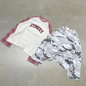 T-shirt personnalisé vintage à col ras du cou et manches raglan, chemise décontractée à manches longues avec patchwork à carreaux, t-shirt à manches longues en tricot gaufré imprimé camouflage - Product Image 1