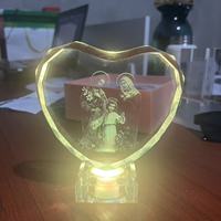Plaque en cristal personnalisée en forme de cœur, impression religieuse de la Sainte Famille, récompense en verre avec base LED pour la fête des mères, Thanksgiving et cadeau religieux