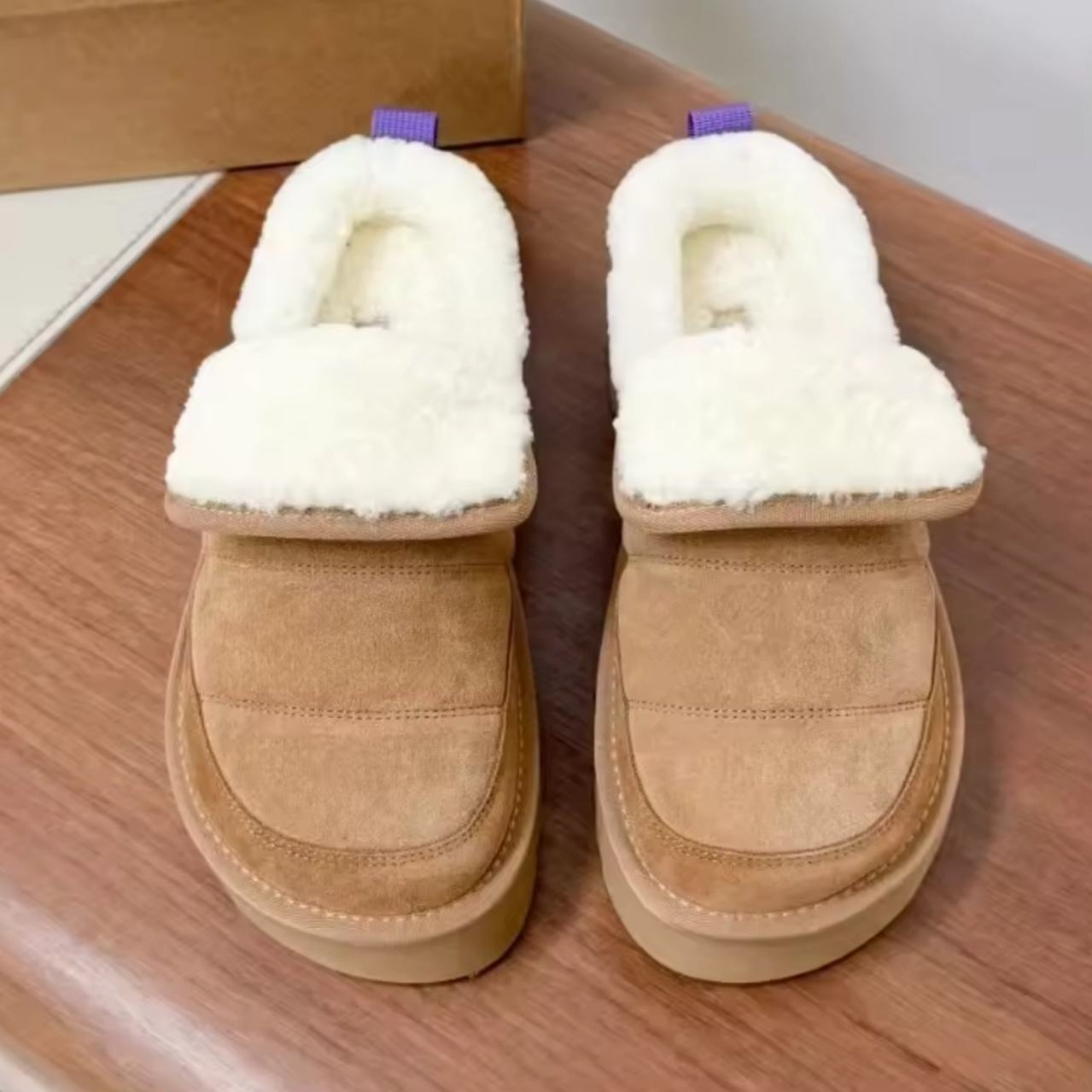 สีน้ำตาล