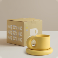 Mug à café en céramique de haute qualité de style nordique, couleur unie, tasse créative et originale, ensemble soucoupe, passe au lave-vaisselle et au micro-ondes, comprend une cuillère