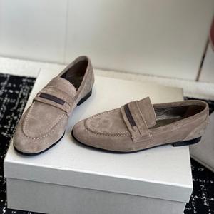 Mocassins plats de luxe en daim et cuir de veau pour femme – Qualité supérieure – Chaussures à enfiler en cuir pour femme - Product Image 4