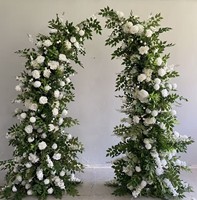J-H057 Großhandel Hornförmiger Blumenbogen Weiß-Blau Seidenrosen Hochzeitszeremonie Künstlicher Blumenbogen Hintergrund Hornförmiger Blumenbogen