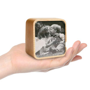 <span class=keywords><strong>Caja</strong></span> Musical <span class=keywords><strong>de</strong></span> Nogal para Viola, Sankyo, con Inducción por Gravedad, <span class=keywords><strong>Amelie</strong></span>, Regalo Personalizado para Boda o Cumpleaños - Product Image 1