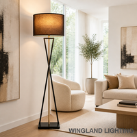 Lampadaire contemporain en fer forgé, design d'angle de canapé de luxe haut de gamme, lampe de bureau verticale
