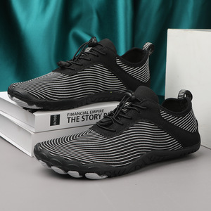 Nouvelles Chaussures Aquatiques de Sport d'Extérieur Transfrontalières Été 2025 Antidérapantes pour Hommes et Femmes, Baskets à Cinq Doigts pour la Plage et la Natation - Product Image 3