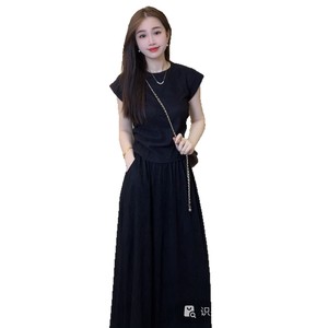 Ensemble deux pièces pour femmes, couleur unie noire, manches courtes, jupe plissée, coupe ample décontractée, M L XL - Product Image 5