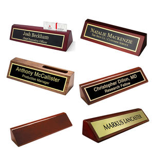 Logotipo personalizado al por mayor estilo europeo Oficina Aula Reunión Escritorio de madera Placas de nombre - Product Image 2