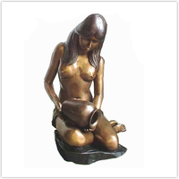 Décoration de jardin moderne Sculpture érotique en bronze en métal Statue de femme nue sexy à genoux grandeur nature Sculpture en bronze nue pour femme