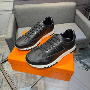 Baskets élégantes minimalistes pour hommes, construction stable, amorti anti-pression, indéformables, résistantes à l'usure, chaussures décontractées pour le quotidien - Product Image 1