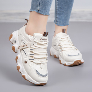 Nouvelles chaussures de sport pour femmes, style papa, durables, à semelle en caoutchouc, antidérapantes, légères et tendance, pour le printemps et l'automne. - Product Image 4