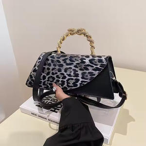 Sac bandoulière femme en cuir PU 2025, style rétro européen et américain, imprimé léopard, petit sac carré à fermeture éclair, messager tendance pour femme - Product Image 2