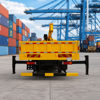 Promotion : Grue de camion 10 tonnes sur châssis Dongfeng, flèche télescopique 5 sections, grue montée sur camion durable pour le secteur de la location