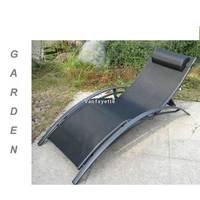 Chaises longues pliantes en aluminium vintage en métal ivoire, style Tantra, en maille léopard, pour l'extérieur