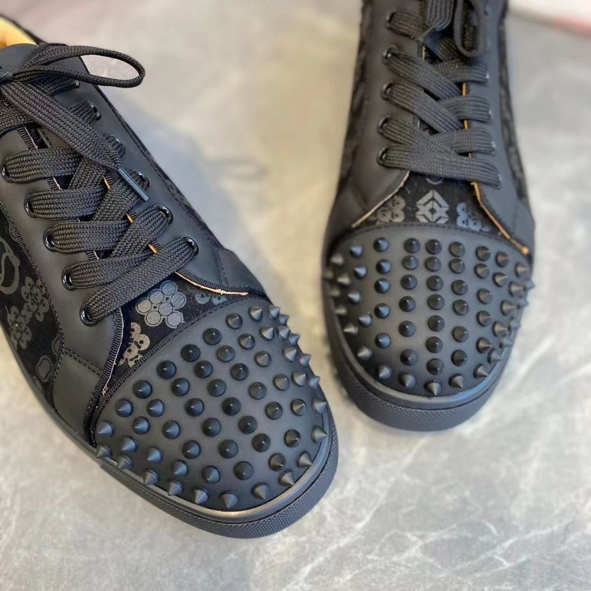 Zapatos Mercado Futian de Yiwu Cubiertas Desechables Ecológicas