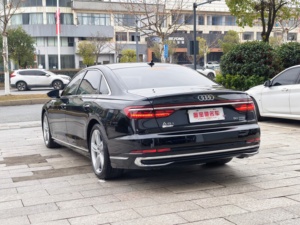 <span class=keywords><strong>Audi</strong></span> A8L 50 TFSI <span class=keywords><strong>Sedan</strong></span> 2023 di Seconda Mano con Motore a Benzina Turbocompresso a Trazione Integrale, Edizione Premium Esclusiva - Product Image 6