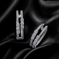 Boucles d'oreilles créoles larges pavées en or blanc 18 carats avec diamants naturels, vente en gros, 0,60 carat, diamants naturels ronds
