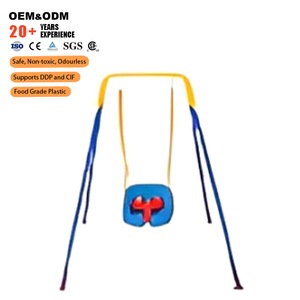 Speeltuinset met metalen frame, schommel en glijbaan, geschikt voor buitenspeeltuinen. - Product Image 3