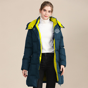 Veste matelassée d'hiver pour femmes personnalisée de haute qualité avec <span class=keywords><strong>capuche</strong></span> Trenchs épais et longs pour femmes - Product Image 4
