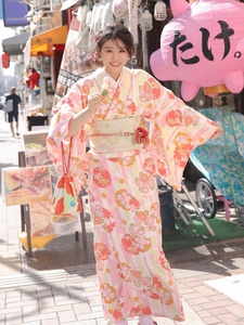 Nouvelle <span class=keywords><strong>Yukata</strong></span> Traditionnelle Japonaise pour <span class=keywords><strong>Femme</strong></span> 2026 avec Obi Blanc, Kimono de Photographie, Robe Classique, Costumes de Danse et de Spectacle - Product Image 2