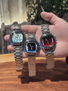 레트로 스퀘어 바운스 디지털 시계 합금 케이스 유리 스테인레스 스틸 스트랩 방수 3BAR 미래 기술 스타일 - Product Image 2