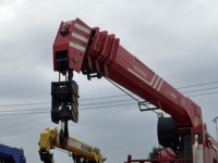 Petite grue de levage montée sur camion, grue à flèche droite pour le levage