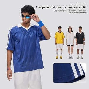 T-shirt sportiva da calcio da uomo, leggera e traspirante, con scollo a V, motivo a righe, vestibilità ampia, che assorbe l'umidità, ad asciugatura rapida, per allenamento - Product Image 3