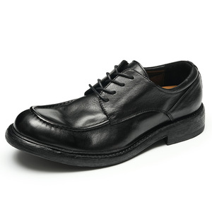 Zapatos derby de hombre hechos a mano, de cuero genuino, con un diseño retro inglés y suela antideslizante. - Product Image 1