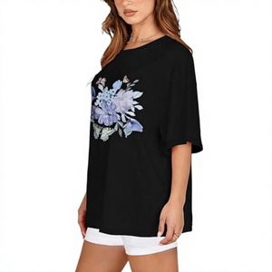 T-shirt pour femme surdimensionné et ample, en coton 100% respirant de haute qualité, 240 GSM, avec impression graphique personnalisée OEM - Product Image 5